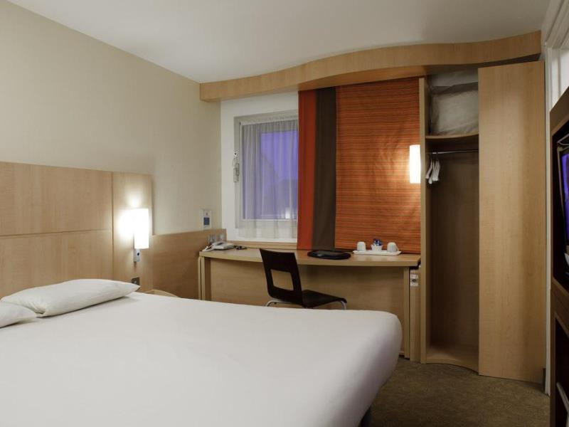 Ibis London Heathrow Airport Hotel Hillingdon Eksteriør billede